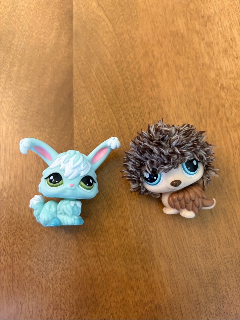 Littlest Pet Shop “Cutest Pets” Angora Rabbit 2424 & Porcupine 2423